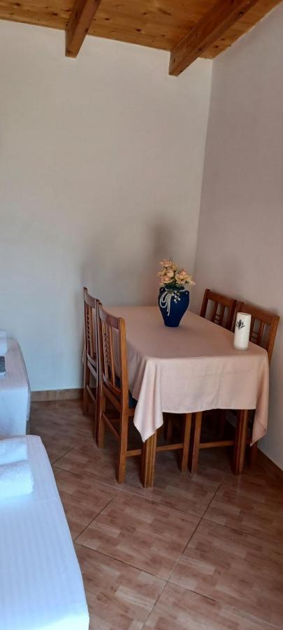 Mairymairy Feriehus Himare